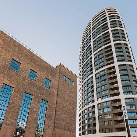 Skau Sky Park Blue By Zaha Hadid 21 Floor 2 Tower Panoramic View Free Parking