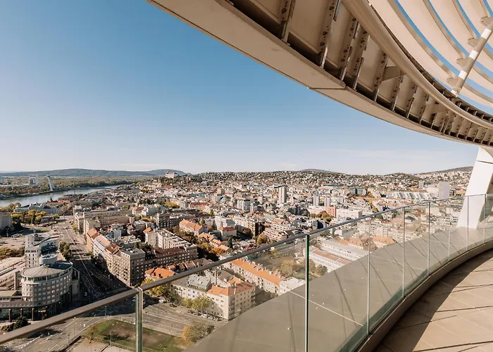 Skau Sky Park Blue By Zaha Hadid 21 Floor 2 Tower Panoramic View Free Parking * Братислава